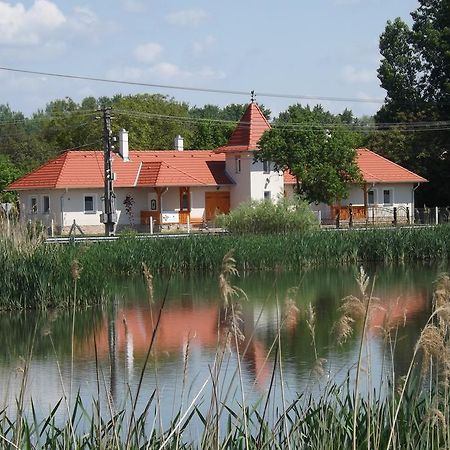 Nagybajcsi Koertefa Vendeghaz公寓 外观 照片